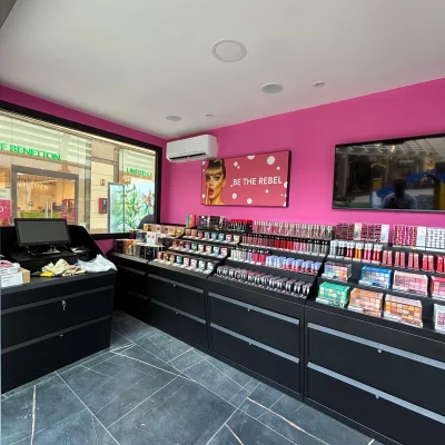 Modelo ibiza (DIÁFANO) interior casa contenedor